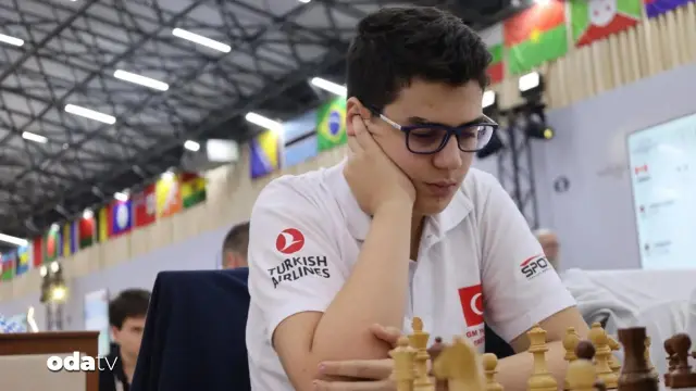 15-year-old Yağız Kaan Erdoğmuş breaks ELO record