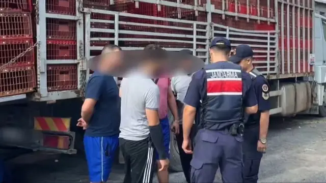 81-province Interior Ministry operation nets 230 irregular migrants
