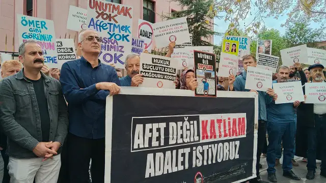 Earthquake survivor families' vigil in front of Justice Ministry enters 10th day