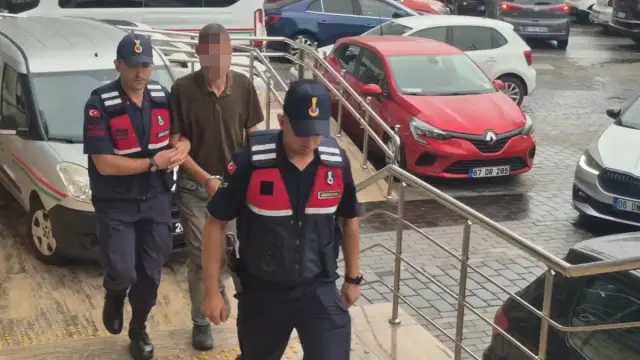 Zonguldak: mother and father arrested over allegedly chaining 17-year-old daughter