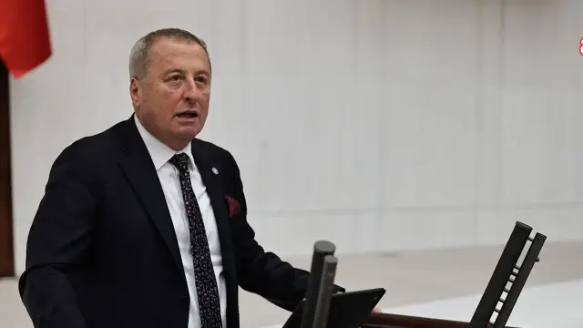 İYİ Party to take fund crisis to court